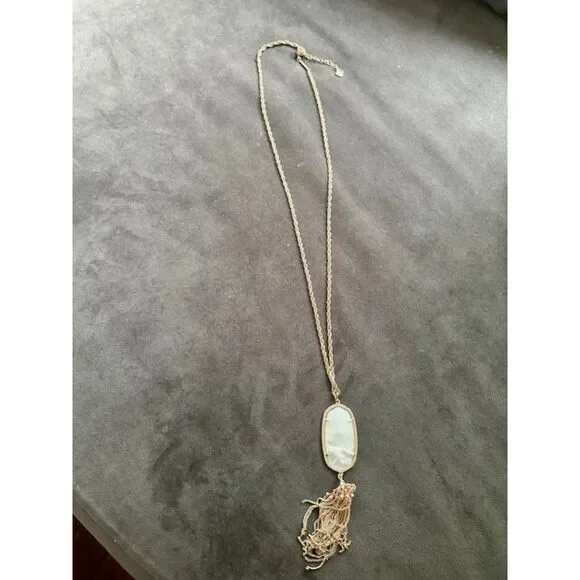 Kendra Scott Mother of Pearl Rayne tassel necklace - Picture 2 of 4